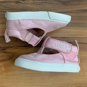Toms T Strap Toddler Shoe